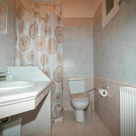 Acropole Hot Jacuzzi By 