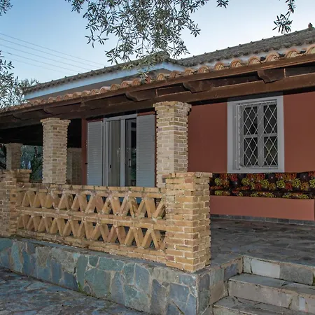 Acropole Hot Jacuzzi By 