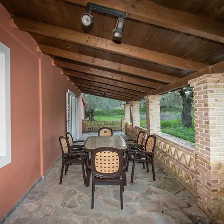 Holiday home Acropole Hot Jacuzzi By 