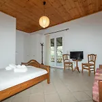 Acropole Hot Jacuzzi By 