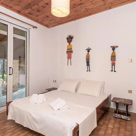 Acropole Hot Jacuzzi By 