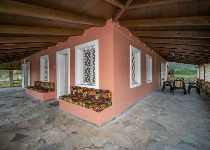 Acropole Hot Jacuzzi By 