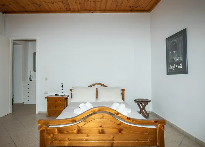 Acropole Hot Jacuzzi By 