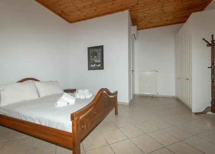 Acropole Hot Jacuzzi By 