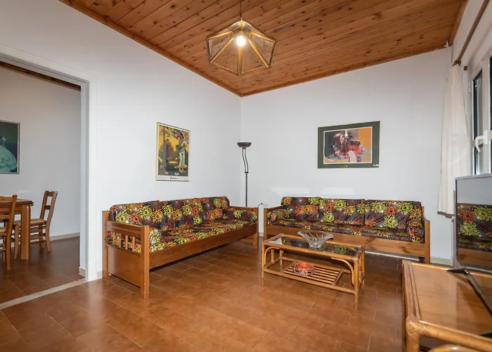 Acropole Hot Jacuzzi By 